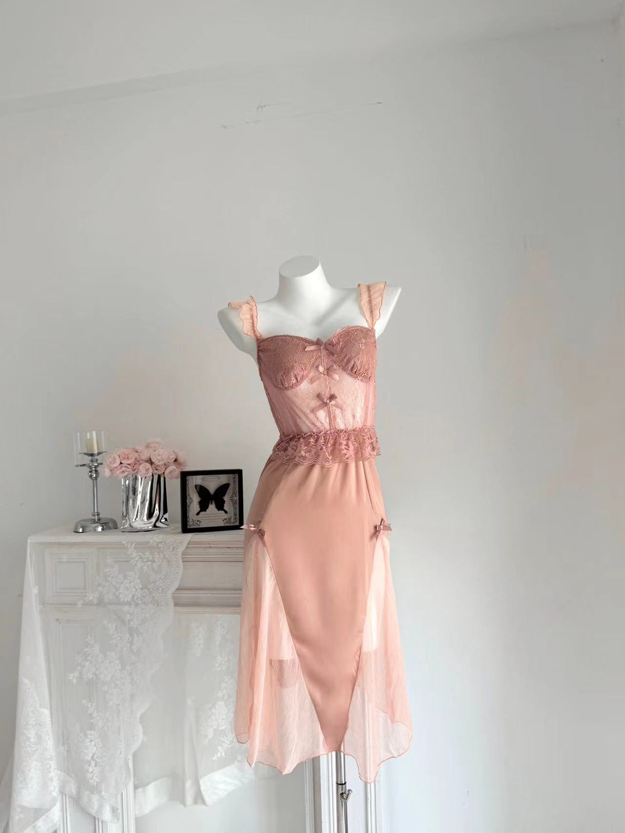 Lace Slip - Lunior - -