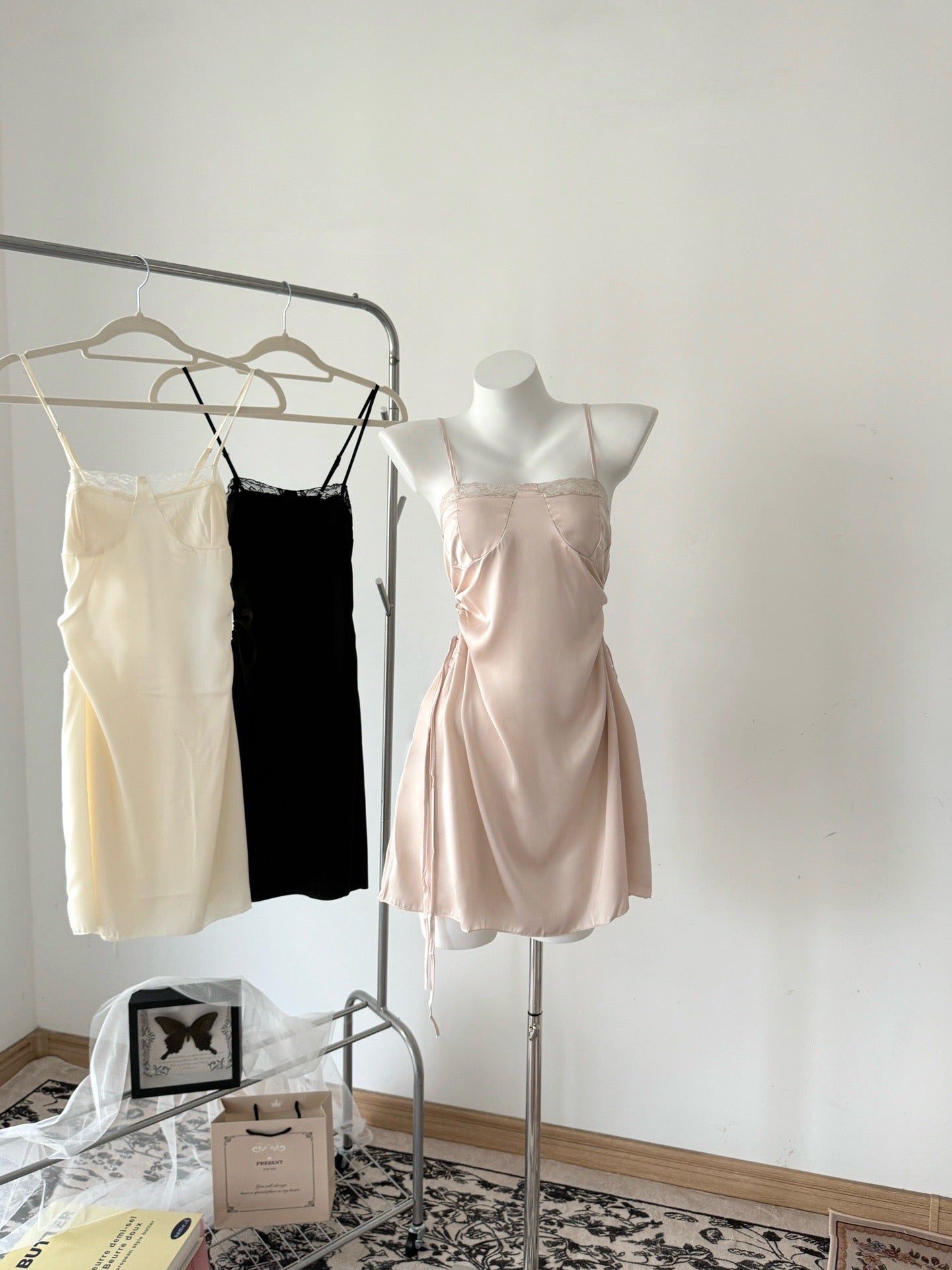 Lace Slip - Lunior -  - 