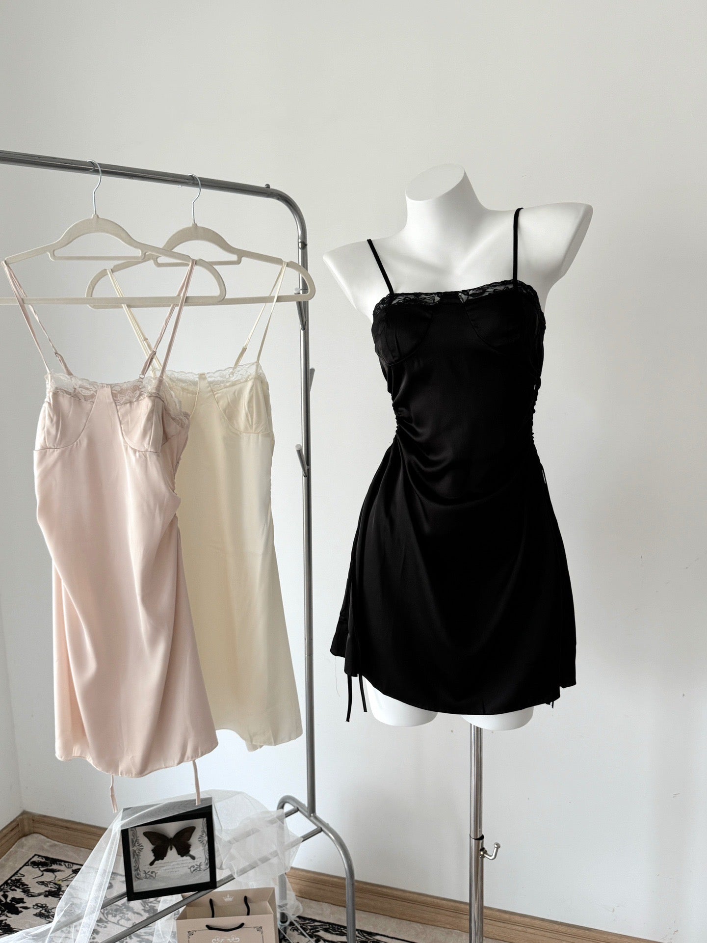 Lace Slip - Lunior -  - 